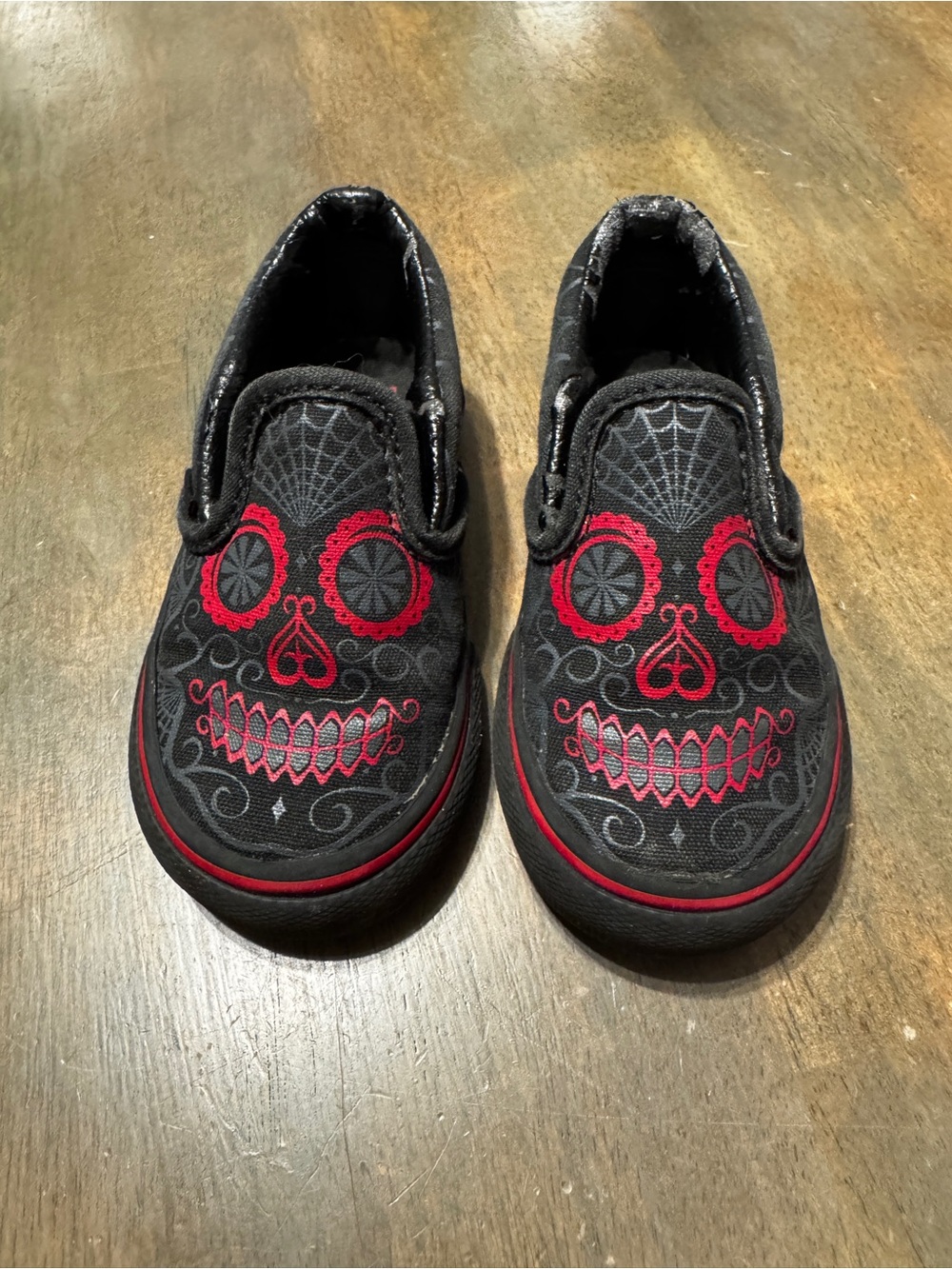 Vans Toddler Black & Red Sugar Skull Slip-On Sneakers
